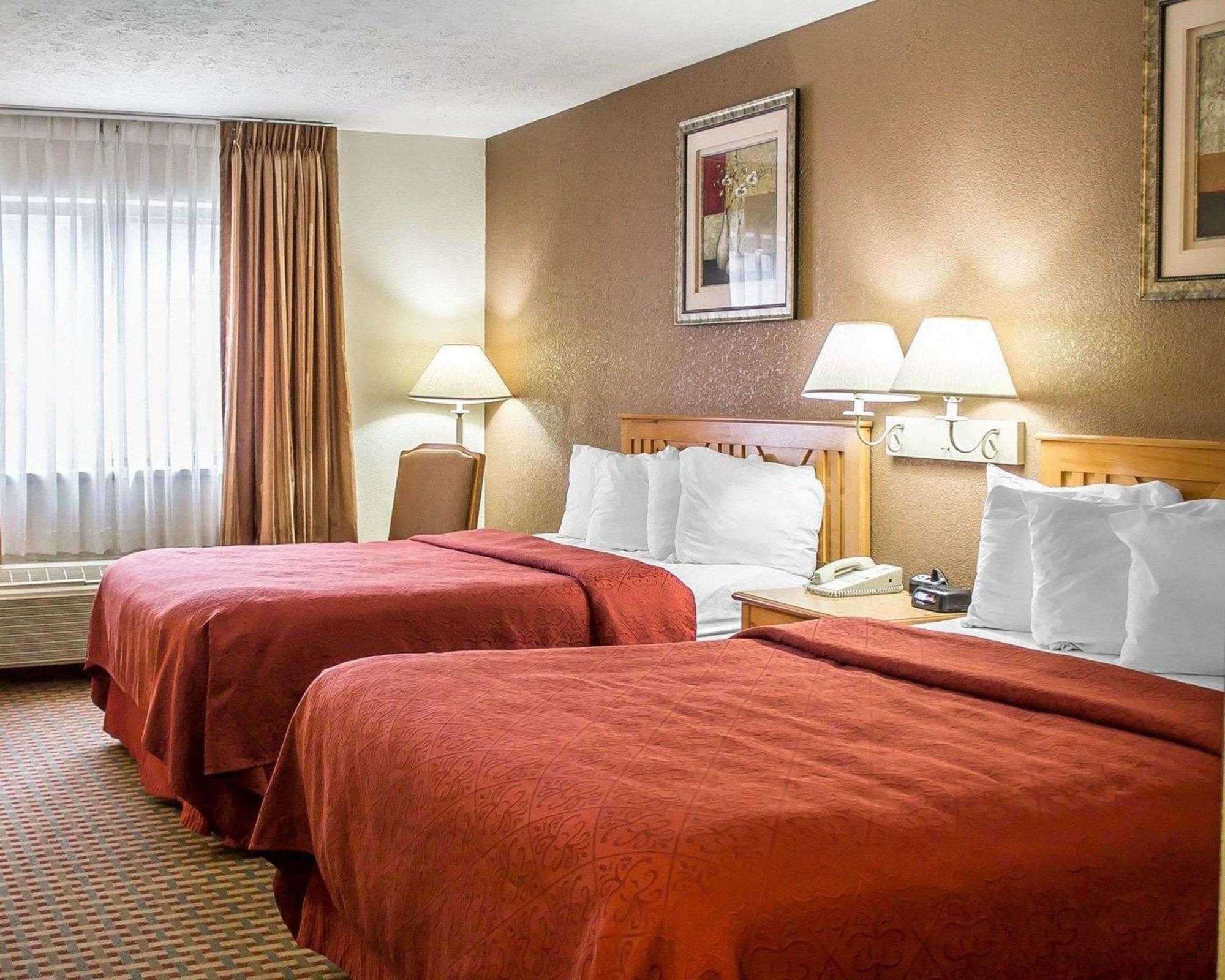 Quality Inn Elyria Exteriör bild